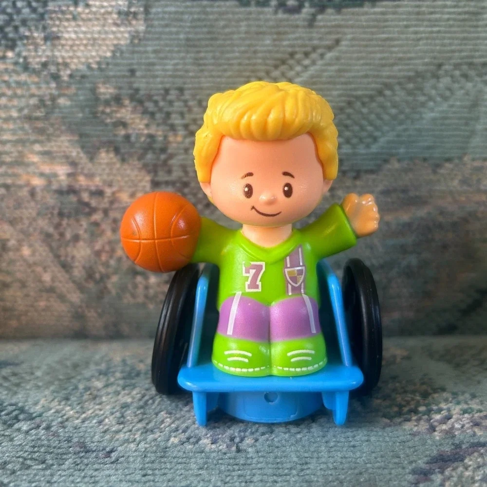 Lot Of 7 Fisher Price Little People Cinderella Elsa Barbie African Wheelchair